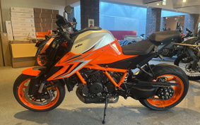 KTM 1290 SUPER DUKE R EVO V3940