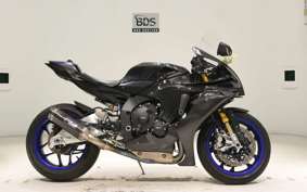YAMAHA YZF-R1 M 2020 RN65J