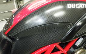 DUCATI DIAVEL Carbon 2017