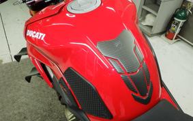 DUCATI STREETFIGHTER V4 S 2021