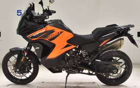 KTM 1290 SUPER ADVENTURE S 2021
