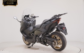 YAMAHA T-MAX 560 T 2024 SJ19J