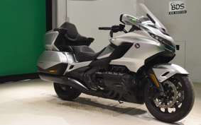 HONDA GL 1800 GOLD WING TOUR SC79