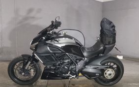 DUCATI DIAVEL BLACK MO 2012 G100AB