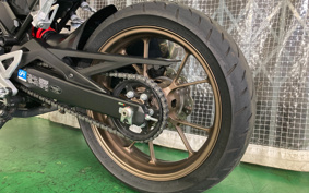 HONDA CB250R MC52