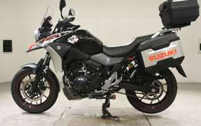 SUZUKI Vｽﾄﾛｰﾑ250A 2025