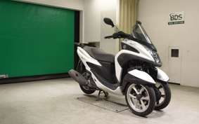 YAMAHA TRICITY 125 SE82J