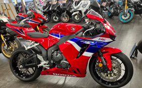 HONDA CBR600RR 2024 PC40