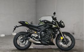 TRIUMPH  TRIUMPH  STREET  TRIPLE RS HDA614