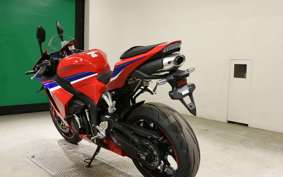 HONDA CBR600RR 2024 PC40