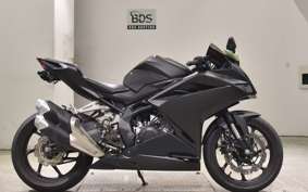 HONDA CBR250RR A 2001