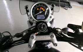 TRIUMPH STREET TWIN 2016 DAD74G
