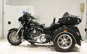 HARLEY FLHTCUTG TRIKE 2014