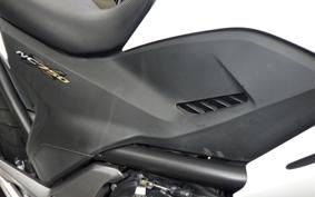 HONDA NC750X 2017 RC72