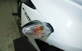 HONDA CBR650F 2016 RC83
