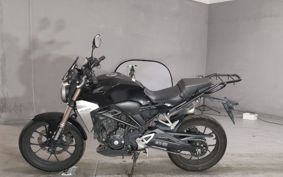 HONDA CB250R MC52