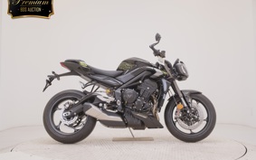 TRIUMPH STREET TRIPLE RS 2026