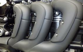 TRIUMPH ROCKET III ストームR 2026