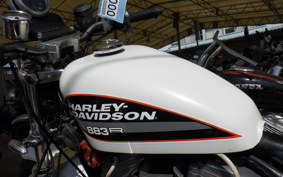 HARLEY XLH883