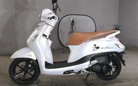YAMAHA GRAND FILLER -NO125 SEE9