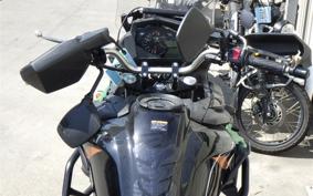 SUZUKI Vストローム650XTA 2025 C733M