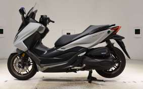 HONDA FORZA 250 MF17
