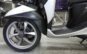 YAMAHA TRICITY 125 2012