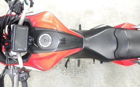 HONDA CB200X