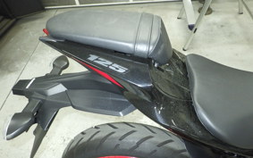 SUZUKI GSX-S125 DL32B