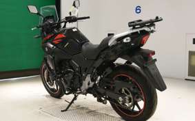 SUZUKI Vｽﾄﾛｰﾑ250A