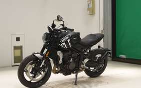 TRIUMPH TRIDENT 660 2023