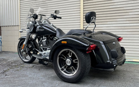 HARLEY FLRT 2016 MCC