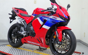 HONDA CBR600RR ABS 2024 PC40