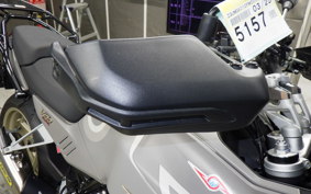 MOTO GUZZI V100マンデッロ 2023