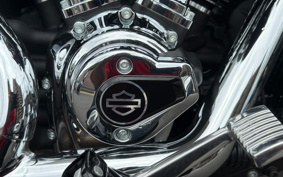 HARLEY FXLRST 2026 YXA