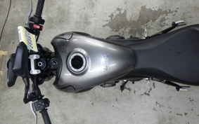 TRIUMPH TRIDENT 660