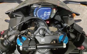HONDA CBR250RR MC51