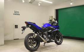 SUZUKI GSX250RA 2014