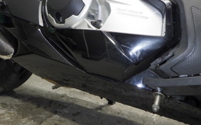 HONDA NM4 VULTUS -01 2014 RC82