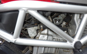 HONDA VTR 250 MC33