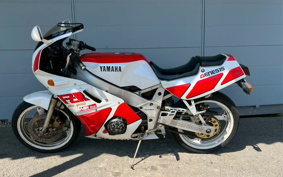 YAMAHA FZR400 1987 1WG
