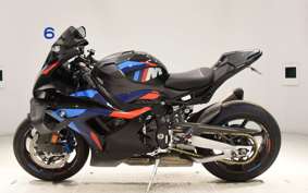 BMW M1000RR 2025