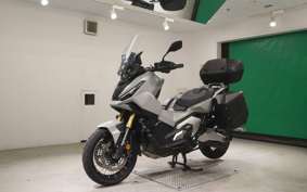 HONDA X-ADV 750 2025 RH21