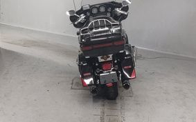 HARLEY HARLEY FLHTCUSE1800CVO PR8