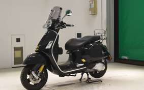 VESPA GTS300 SUPER 2023
