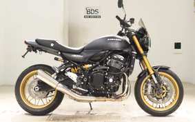 KAWASAKI Z900RS SE 2025 ZR900K