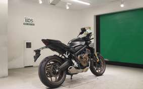 HONDA CB650R E-Clutch 2025 RH17