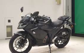 SUZUKI ジクサー250SF