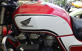 HONDA CB750 GEN 2 K RC42