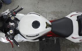 KAWASAKI ZX 10 NINJA R 2004 ZXT00C